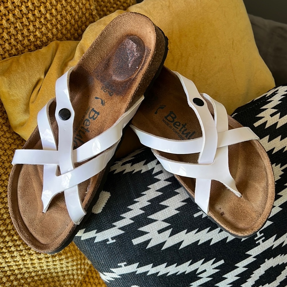 Birkenstock Sandals Betula White. Shiny. Sz 39 (US Sz8).